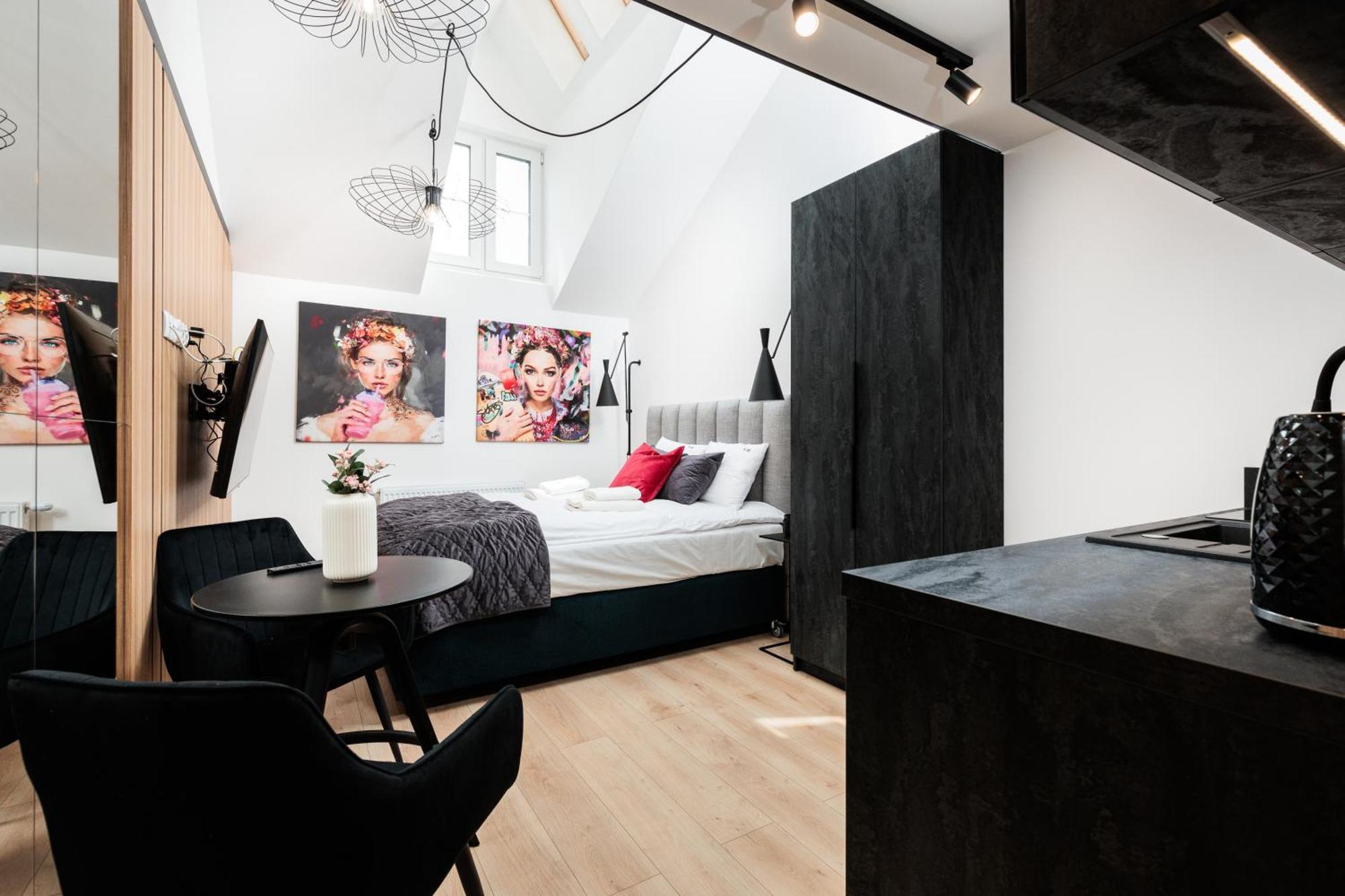 Apartament Krowoderska 55 - By Upstairs *